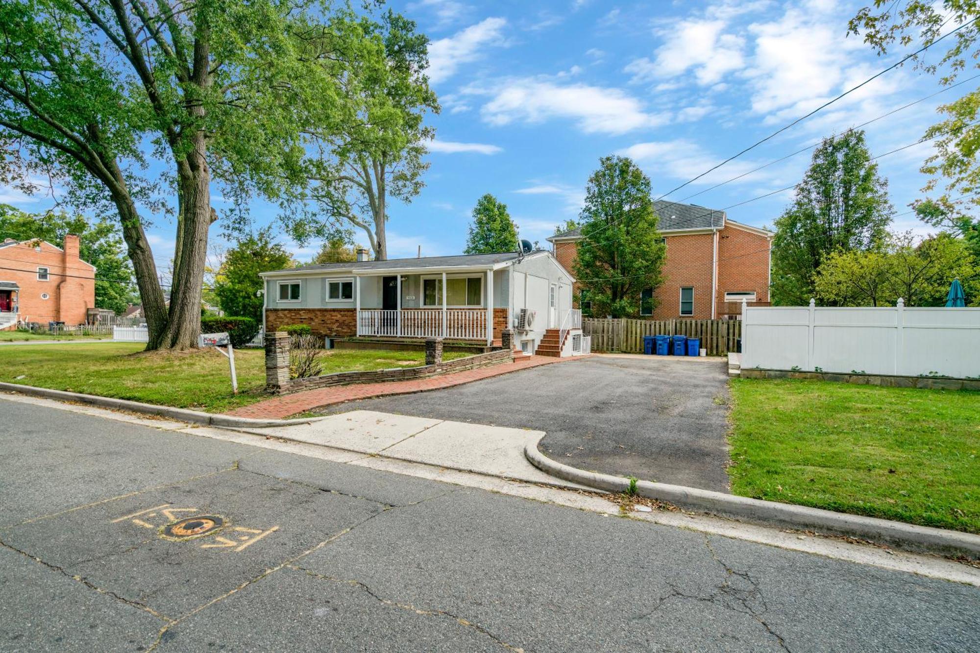 Escape To Our Cozy 3 Bed Rm 2 Bath Unit In Alexandria Va Villa Eksteriør billede